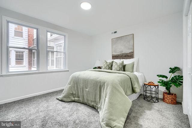 2911 VERMONT AVE, Halethorpe, MD 21227