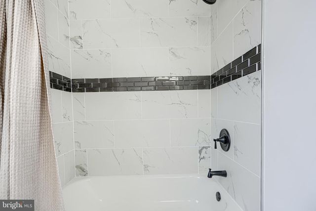 2911 VERMONT AVE, Halethorpe, MD 21227