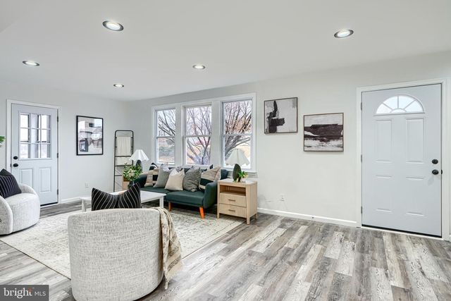 2911 VERMONT AVE, Halethorpe, MD 21227