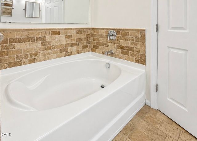 518 Sawcut Lane, Apex, NC 27502