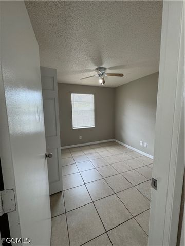 1112 Gifford AVE S, Lehigh Acres, FL 33936