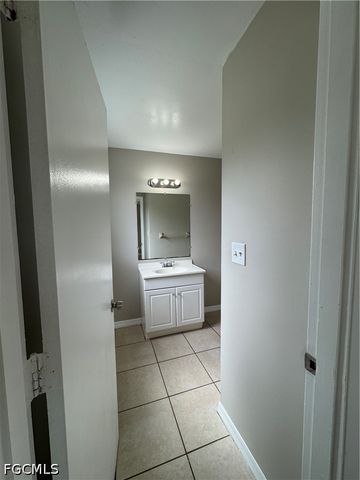 1112 Gifford AVE S, Lehigh Acres, FL 33936