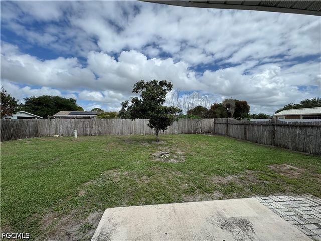 1112 Gifford AVE S, Lehigh Acres, FL 33936
