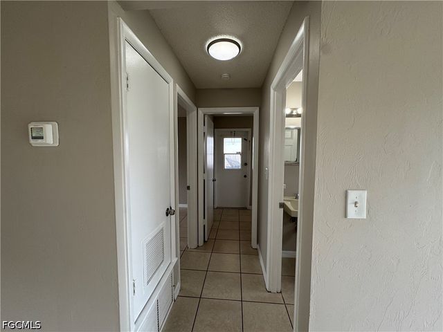 1112 Gifford AVE S, Lehigh Acres, FL 33936