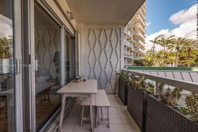 2451 Brickell Ave 2E, Miami, FL 33129