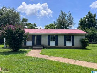 107 WOODLAND DRIVE, Talladega, AL 35160