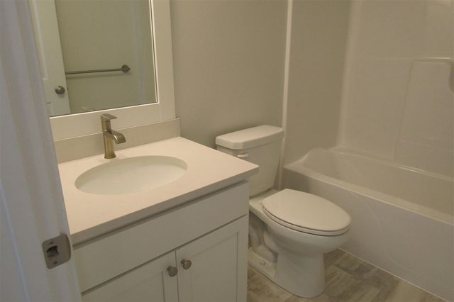 15710 Hawley Drive 48, Grand Haven, MI 49417