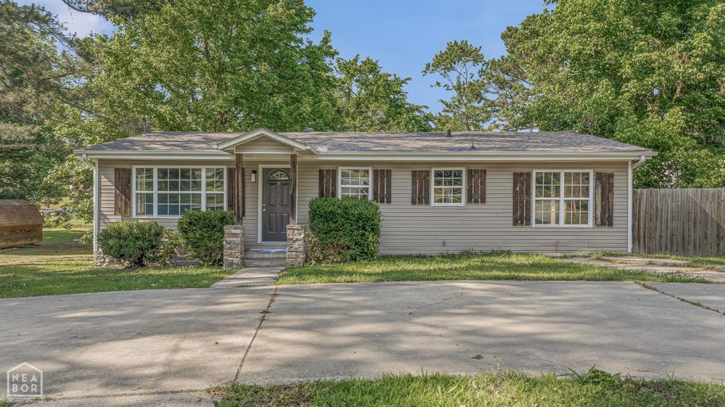 1307 Wirt Street, Paragould, AR 72450