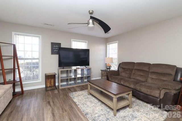 1109 Triece Lane, Charlotte, NC 28215