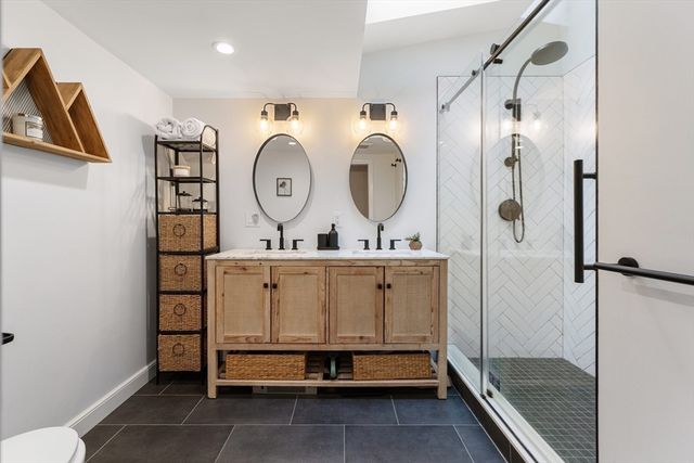 46 Bridge St, Lexington, MA 02421