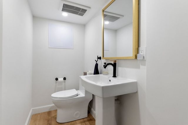 46 Bridge St, Lexington, MA 02421