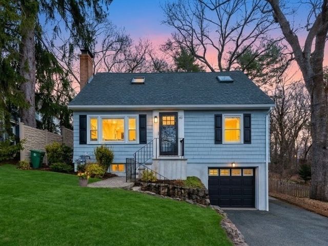 46 Bridge St, Lexington, MA 02421