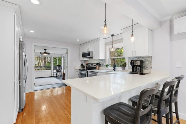 46 Bridge St, Lexington, MA 02421