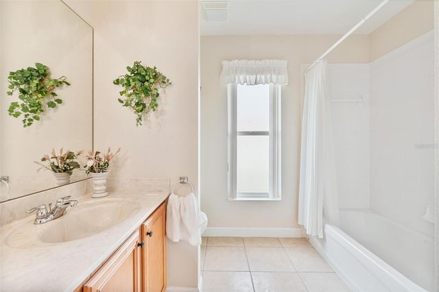 2025 S FISH CAMP ROAD, Grand Island, FL 32735