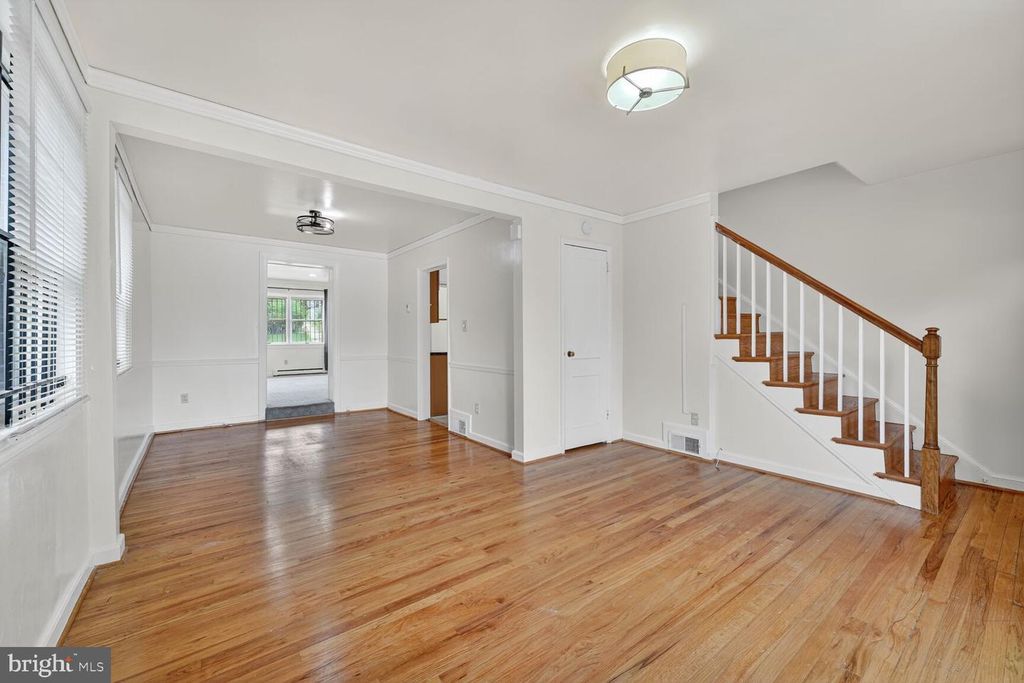 5720 5TH ST NE, Washington, DC 20011