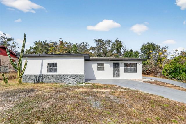 101 W CELESTE STREET, Apopka, FL 32703