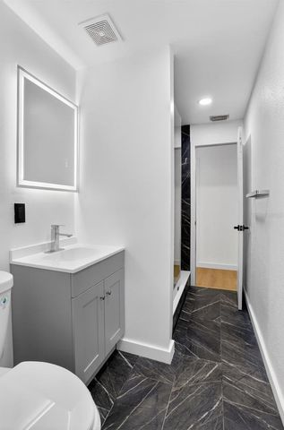 101 W CELESTE STREET, Apopka, FL 32703