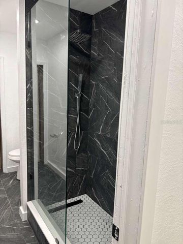 101 W CELESTE STREET, Apopka, FL 32703