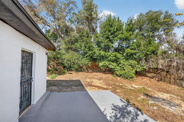 101 W CELESTE STREET, Apopka, FL 32703