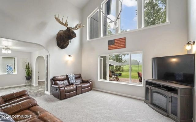 6121 S Roosevelt Drive, Wasilla, AK 99623