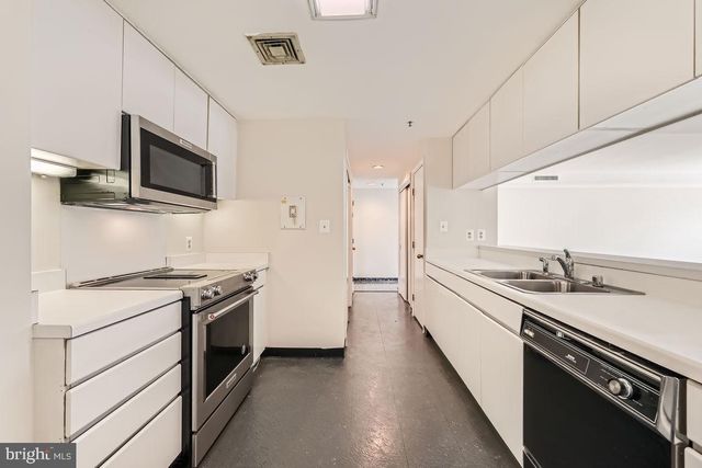 250 PRESIDENT ST #212, Baltimore, MD 21202
