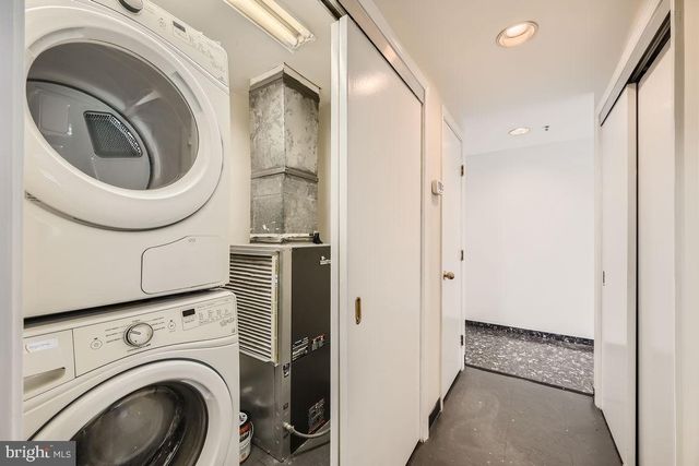 250 PRESIDENT ST #212, Baltimore, MD 21202