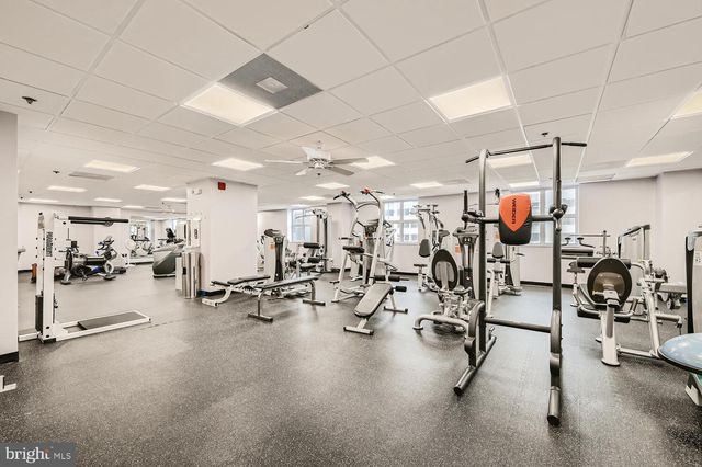 250 PRESIDENT ST #212, Baltimore, MD 21202