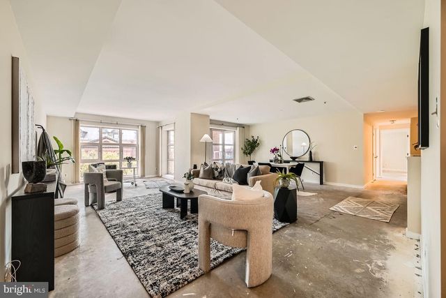 250 PRESIDENT ST #212, Baltimore, MD 21202