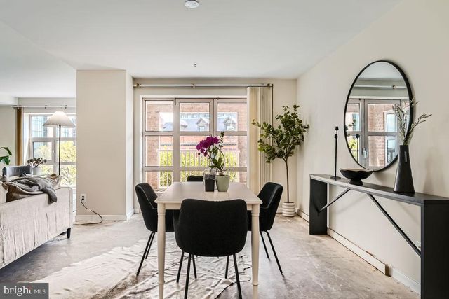 250 PRESIDENT ST #212, Baltimore, MD 21202