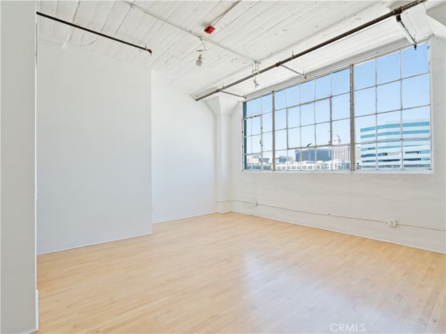 420 S San Pedro 402, Los Angeles, CA 90013