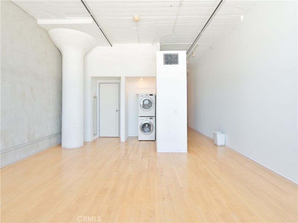 Image 12 of property listing at 420 S San Pedro 402, Los Angeles, CA 90013