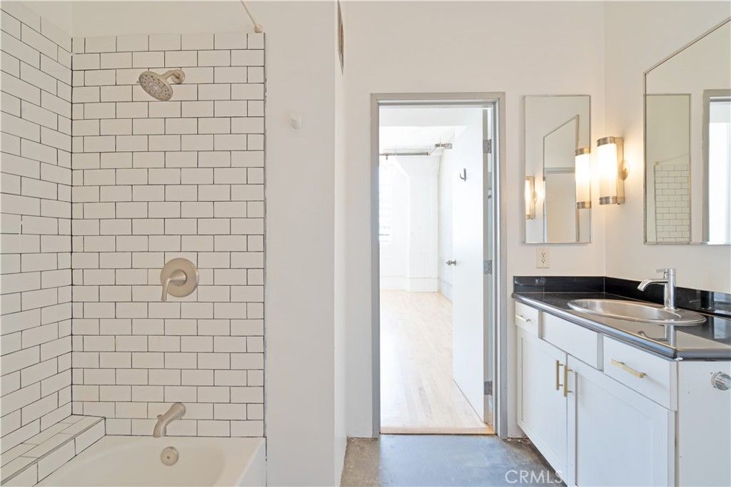 Image 20 of property listing at 420 S San Pedro 402, Los Angeles, CA 90013