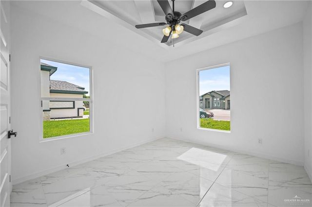 1044 Nina Avenue, Alamo, TX 78516