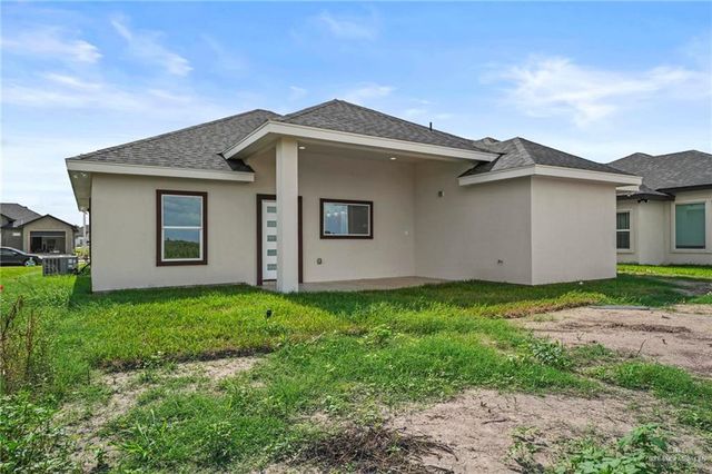 1044 Nina Avenue, Alamo, TX 78516