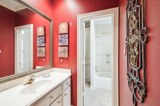 4519 Amble Oak Court, Houston, TX 77059