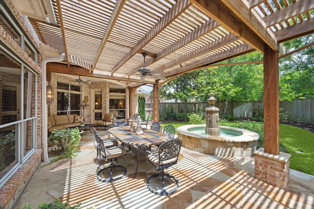 4519 Amble Oak Court, Houston, TX 77059