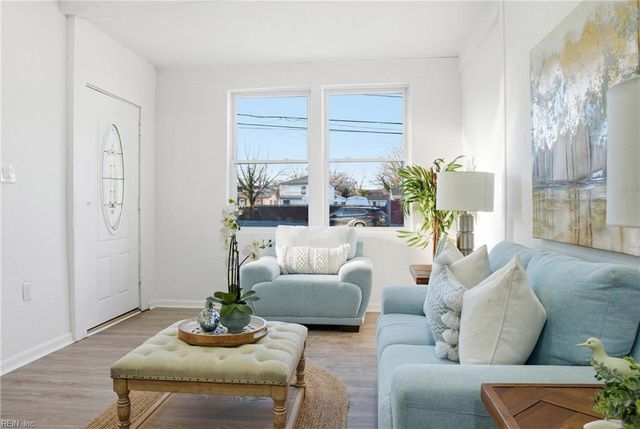 626 42nd ST, Newport News, VA 23607