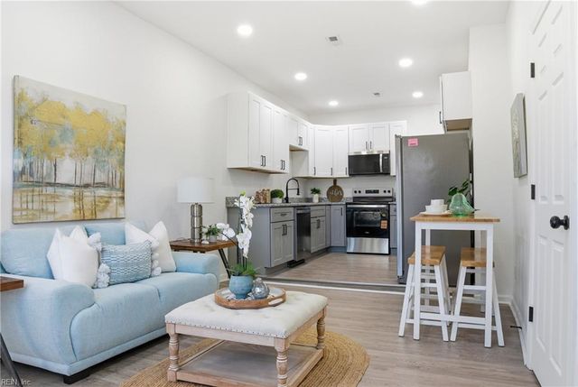 626 42nd ST, Newport News, VA 23607