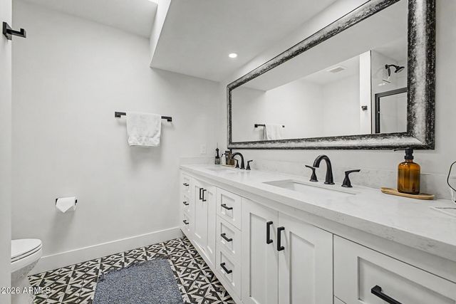 77 E MISSOURI Avenue 60, Phoenix, AZ 85012