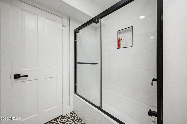 77 E MISSOURI Avenue 60, Phoenix, AZ 85012