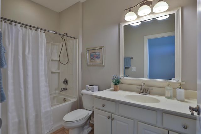 5609 Frawley Drive, Dublin, OH 43016