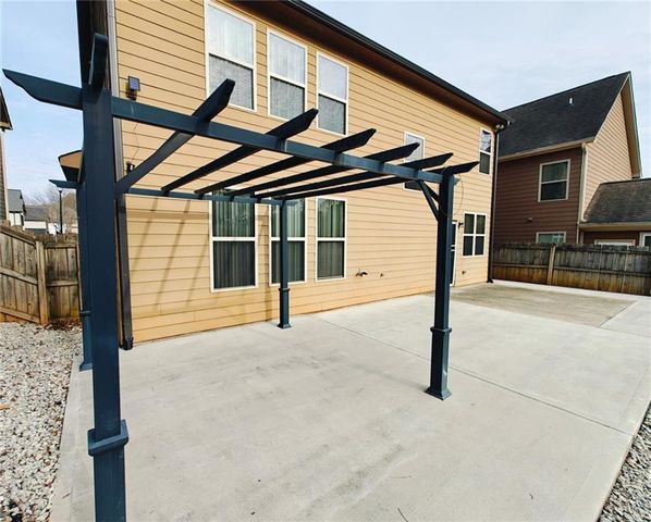 2638 Lake Manor Cir Circle, Duluth, GA 30096