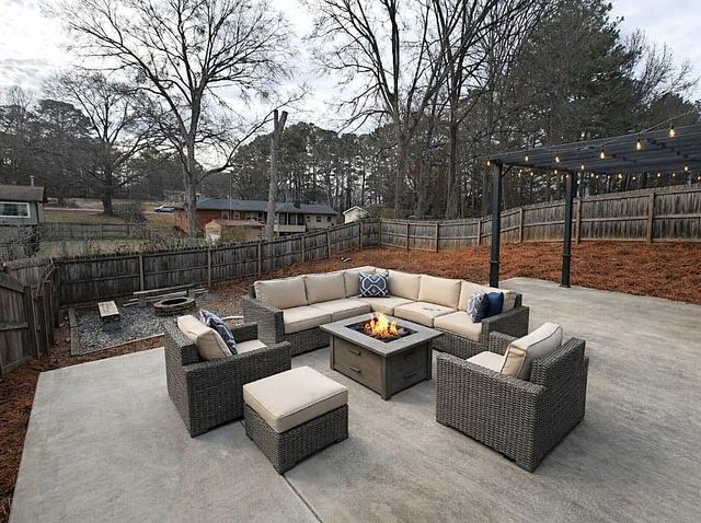 2638 Lake Manor Cir Circle, Duluth, GA 30096