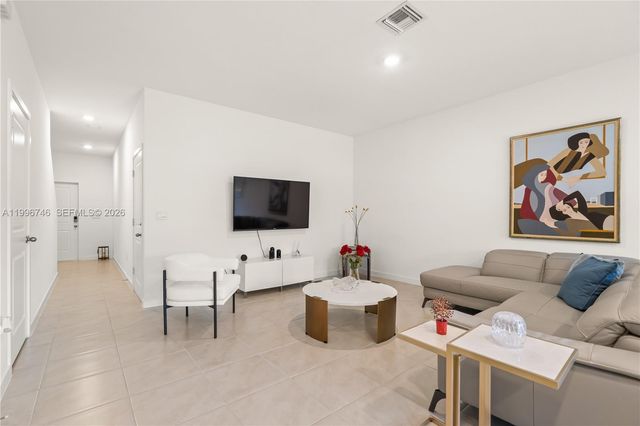 848 NW 3rd Terrace, Pompano Beach, FL 33060