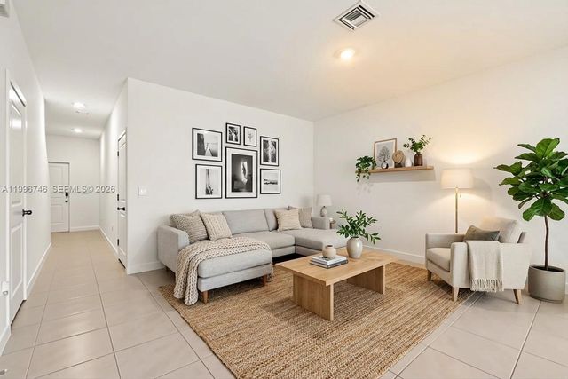 848 NW 3rd Terrace, Pompano Beach, FL 33060