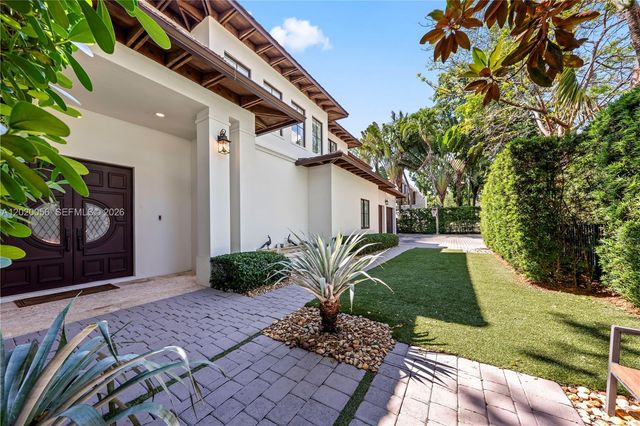 4196 S Douglas Road, Miami, FL 33133