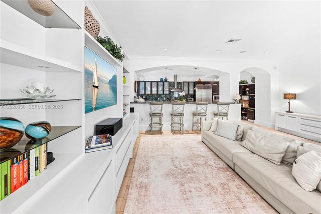 4196 S Douglas Road, Miami, FL 33133