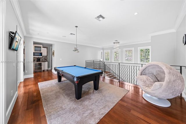 4196 S Douglas Road, Miami, FL 33133