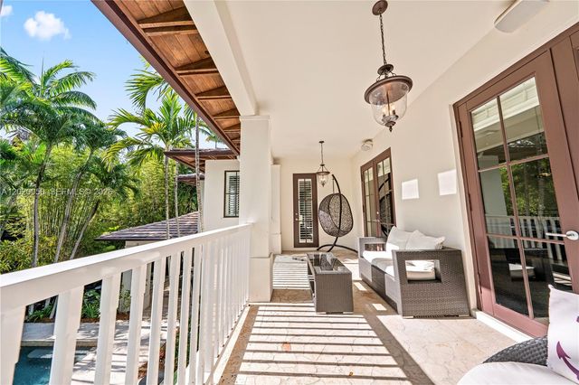 4196 S Douglas Road, Miami, FL 33133