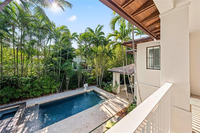 4196 S Douglas Road, Miami, FL 33133